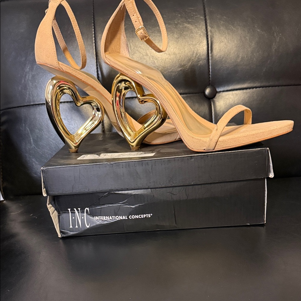 INC Aminah Abdul Jillil International Concepts Tan Heels with Heart Heel Size 11